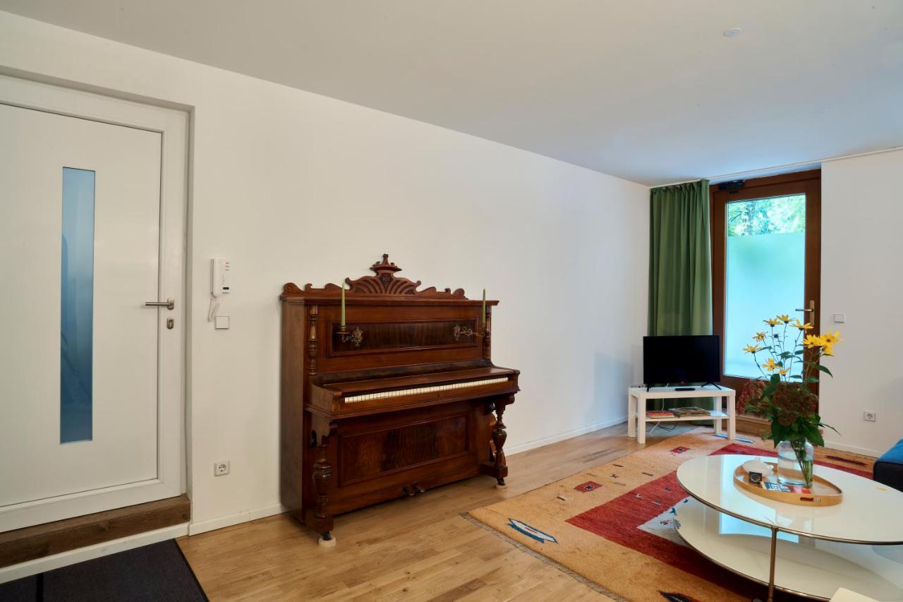 Beautiful Park Apartment For 4 Guests Berlín Exterior foto