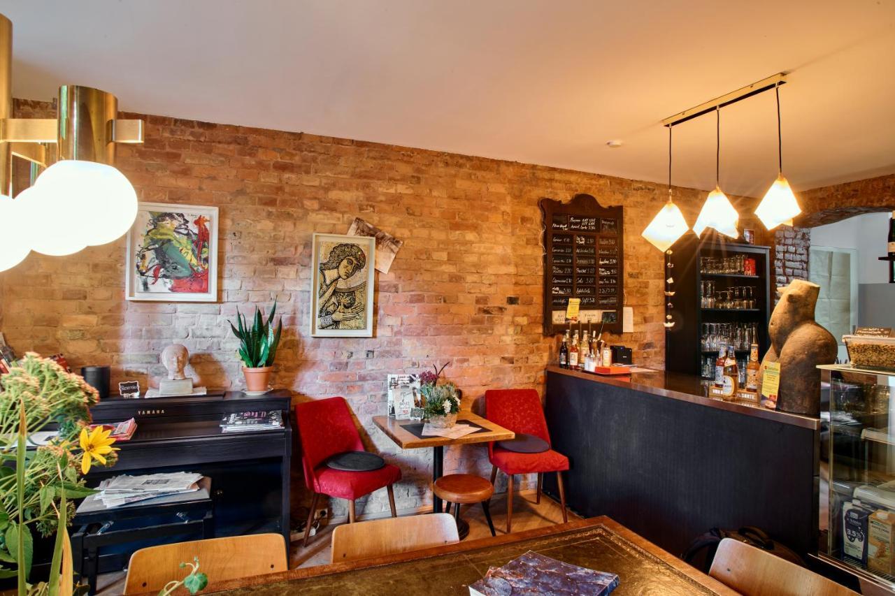 Beautiful Park Apartment For 4 Guests Berlín Exterior foto