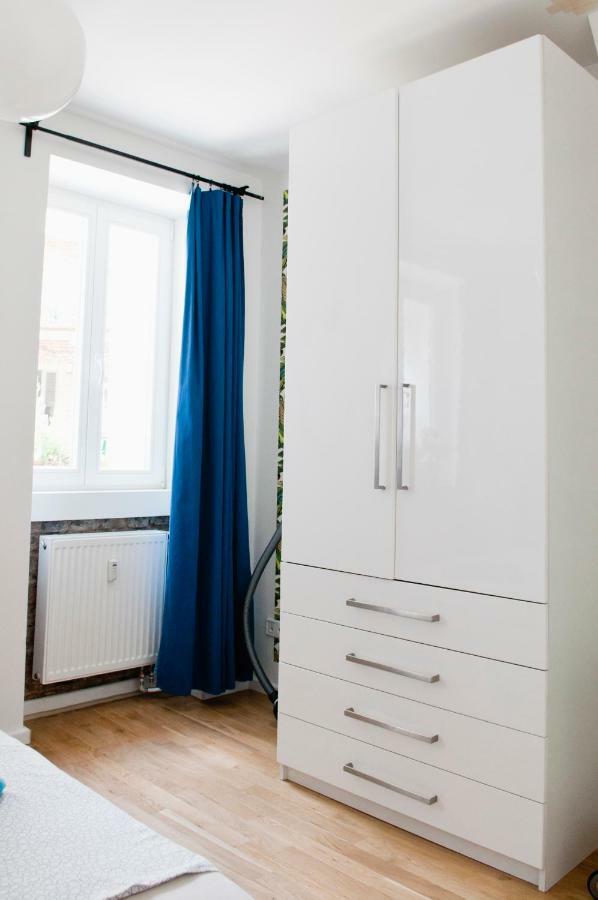 Beautiful Park Apartment For 4 Guests Berlín Exterior foto